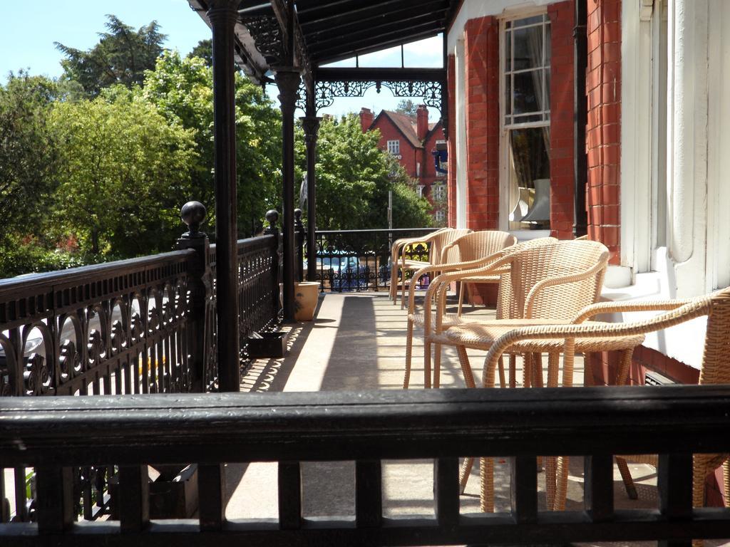 Glen Usk Hotel Llandrindod Wells Eksteriør billede